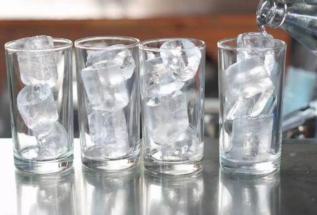 食用冰制冰設(shè)備有哪些 食用冰制冰設(shè)備有哪些